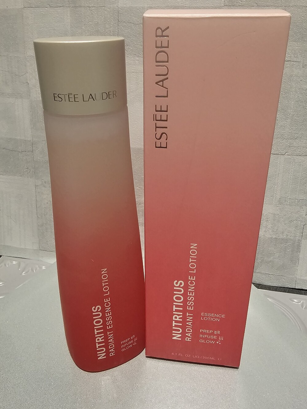 Estée Lauder Nutritious Radiant Essence Lotion 200ml